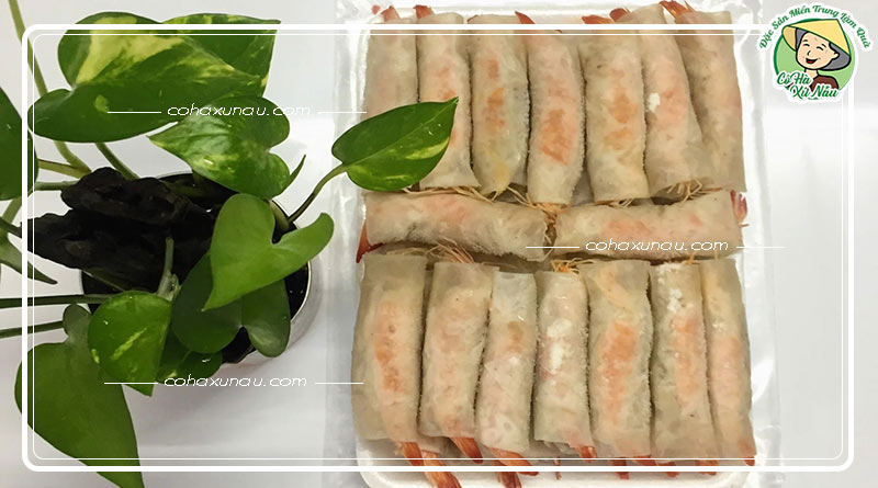 Bánh tráng cuốn chả ram Bình Định