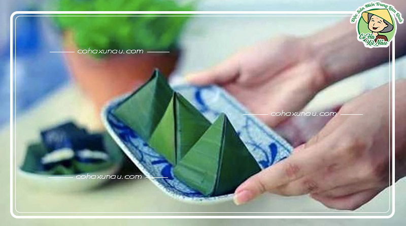Đặc sản bánh ít lá gai Bình Định làm quà