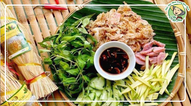 Quà miền Trung - tré rơm Bình Định